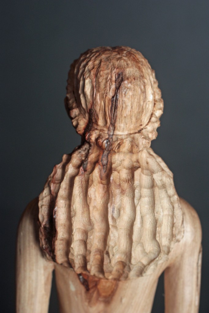 Mandelanelle Baack of Head IMG_6679